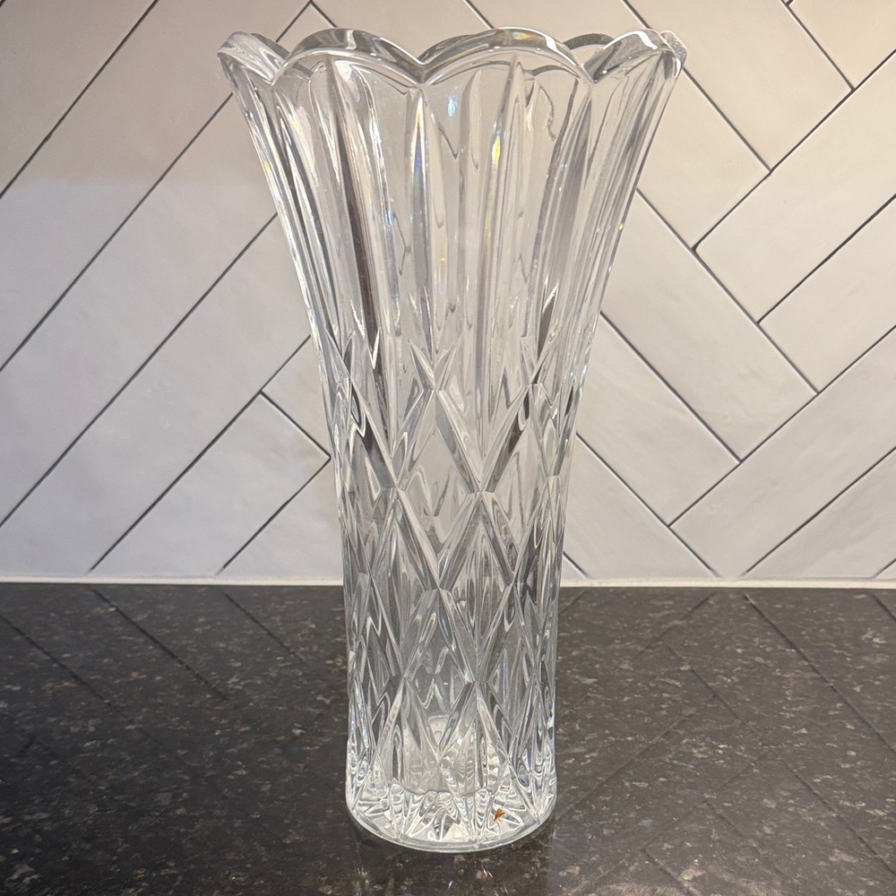 Elegant Clear Glass Vase